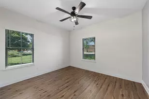 306 Eagle Dr, Eddy, TX 76524 - Photo 22