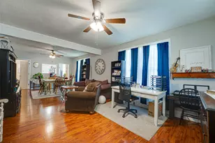 801 N McKinney St, Ennis, TX 75119 - Photo 8