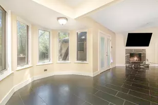 2308 Westwood Dr, Arlington, TX 76012 - Photo 14