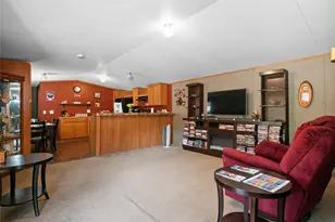 529 Neely Ln, Joshua, TX 76058 - Photo 4