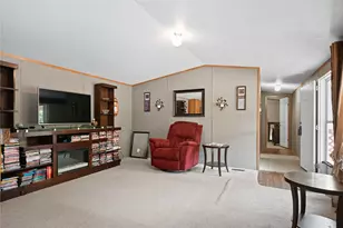 529 Neely Ln, Joshua, TX 76058 - Photo 2