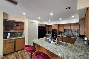 213 Sovereign Ct, Rockwall, TX 75032 - Photo 8