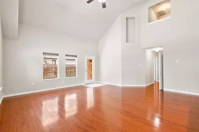 501 W Leland Avenue, McKinney, TX 75069 - Photo 4