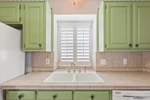 1414 Chapel Hill Dr, Waco, TX 76712 - Photo 8