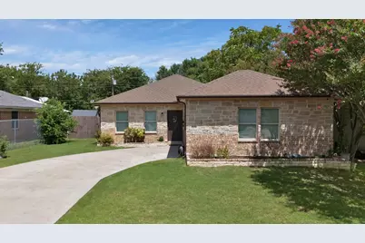 829 Lexington Drive, Lancaster, TX 75134 - Photo 2