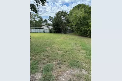 1913 N Main Street, Bonham, TX 75418 - Photo 6