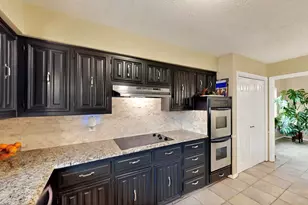 11142 Cactus Ln, Dallas, TX 75238 - Photo 16