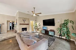 11142 Cactus Ln, Dallas, TX 75238 - Photo 8