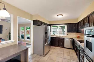 11142 Cactus Ln, Dallas, TX 75238 - Photo 10