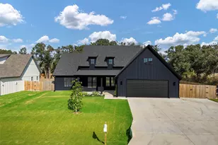 2029 Rattler Wy, Tolar, TX 76476 - Photo 2