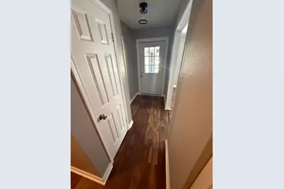 300 S Joyce Street, Lacy Lakeview, TX 76705 - Photo 6