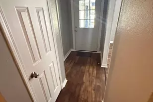 300 S Joyce St, Lacy Lakeview, TX 76705 - Photo 6