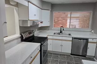 7812 Royal Ln, Dallas, TX 75230 - Photo 4