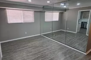 7812 Royal Ln, Dallas, TX 75230 - Photo 6