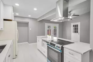 1224 Meadowcrest Dr, Plano, TX 75075 - Photo 6