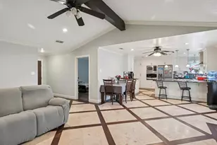 7813 Creek Wood Dr, Rowlett, TX 75089 - Photo 10