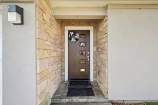 7813 Creek Wood Dr, Rowlett, TX 75089 - Photo 4