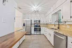 6736 Starnes Rd, North Richland Hills, TX 76182 - Photo 12