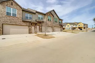 544 Lk Pt Dr, Weatherford, TX 76087 - Photo 4