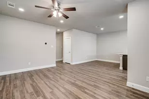 544 Lk Pt Dr, Weatherford, TX 76087 - Photo 8