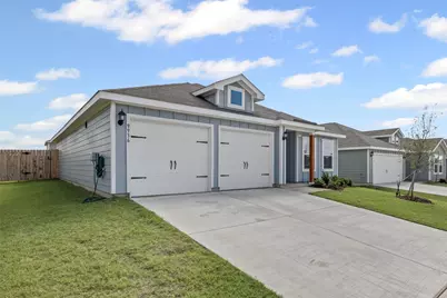 9936 Voyager Lane, Fort Worth, TX 76131 - Photo 4