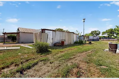 10718 C F Hawn Freeway, Dallas, TX 75217 - Photo 16