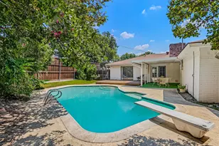 3605 Spring Valley Dr, Bedford, TX 76021 - Photo 4