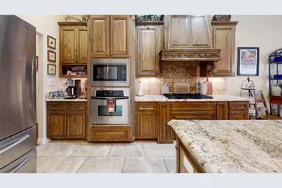 3722 Cove Timber Avenue, Granbury, TX 76049 - Photo 12