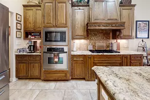 3722 Cove Timber Ave, Granbury, TX 76049 - Photo 12