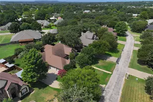 3722 Cove Timber Ave, Granbury, TX 76049 - Photo 28