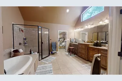 3722 Cove Timber Avenue, Granbury, TX 76049 - Photo 18