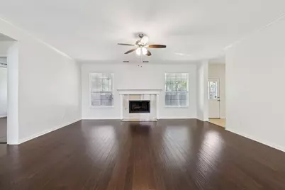 4213 Karen Court, Plano, TX 75074 - Photo 4