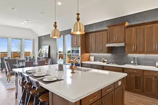 556 Flint Rd, Waxahachie, TX 75167 - Photo 2