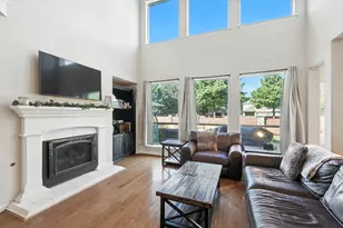 6828 Shoreway Dr, Grand Prairie, TX 75054 - Photo 8