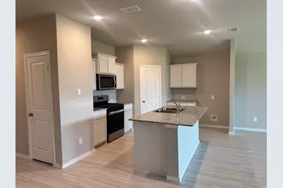 4213 Subtle Creek Lane, Fort Worth, TX 76036 - Photo 2