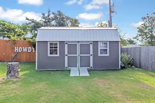 418 Peachtree St, Fairfield, TX 75840 - Photo 28