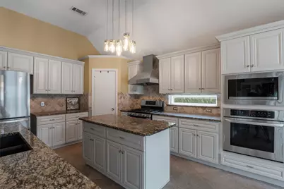 622 Meadowcrest Drive, Highland Village, TX 75077 - Photo 20