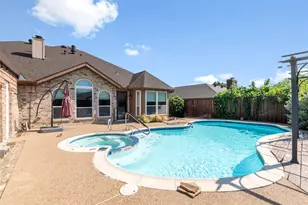622 Meadowcrest Dr, Highland Village, TX 75077 - Photo 1