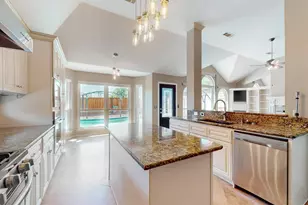 622 Meadowcrest Dr, Highland Village, TX 75077 - Photo 14