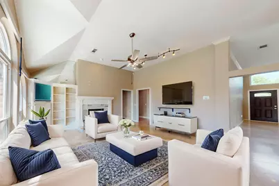 622 Meadowcrest Drive, Highland Village, TX 75077 - Photo 10