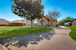 622 Meadowcrest Dr, Highland Village, TX 75077 - Photo 36