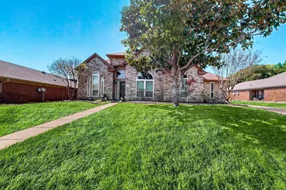 622 Meadowcrest Drive, Highland Village, TX 75077 - Photo 1