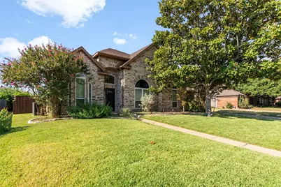 622 Meadowcrest Drive, Highland Village, TX 75077 - Photo 2