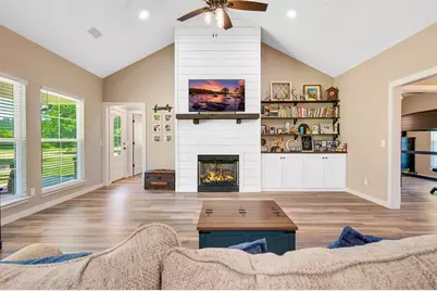 341 Private Road 44005, Blossom, TX 75416 - Photo 6