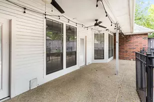 6306 Kelly Cir, Garland, TX 75044 - Photo 26