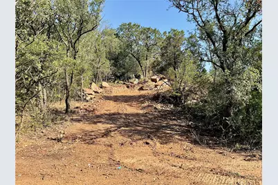 1910 NE 2nd Avenue, Mineral Wells, TX 76067 - Photo 1