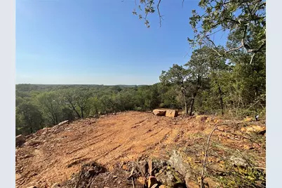 1910 NE 2nd Avenue, Mineral Wells, TX 76067 - Photo 2