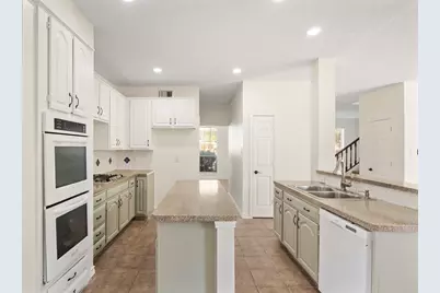 2212 Remmington Drive, Flower Mound, TX 75028 - Photo 10