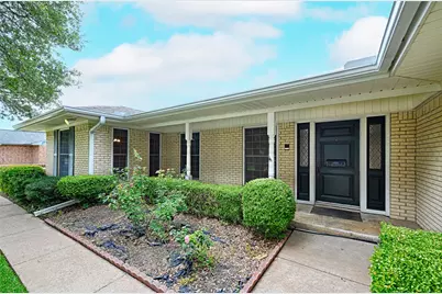 24 Mullaney Street, Greenville, TX 75402 - Photo 2