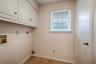 24 Mullaney Street, Greenville, TX 75402 - Photo 18
